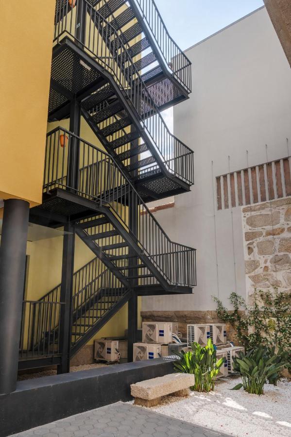 Strelitzia Apartment, By Bolhao Residences ポルト エクステリア 写真